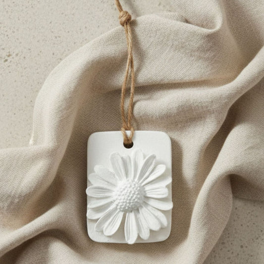 Daisy Fragrance Tag
