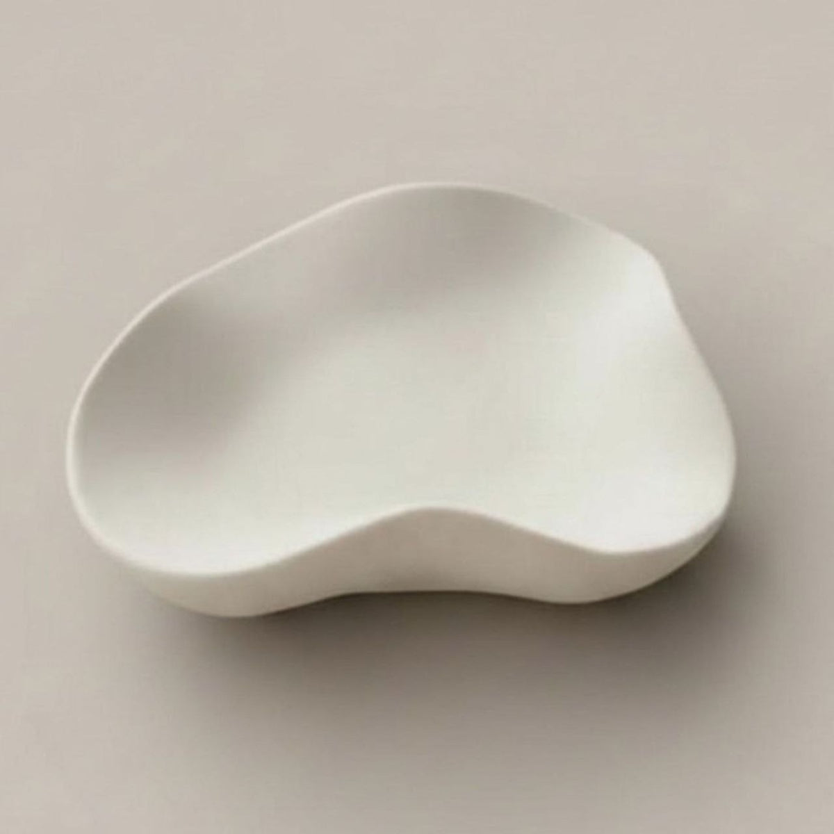 Wave dish in natural finish