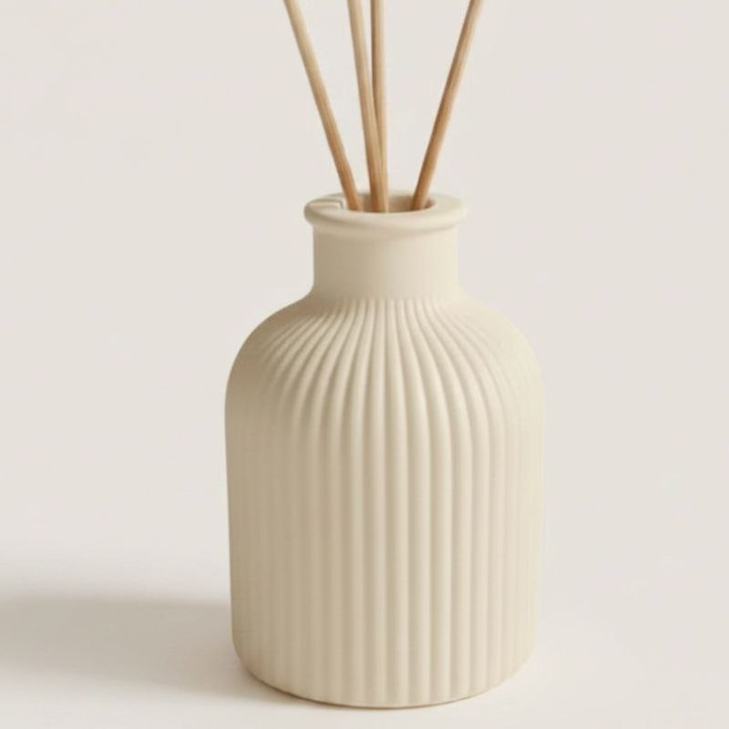 Sand finish reed diffuser